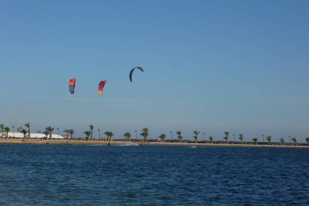 Piso En Primera Linea Con Wifi Y Vistas Al Mar โลปากัน ภายนอก รูปภาพ