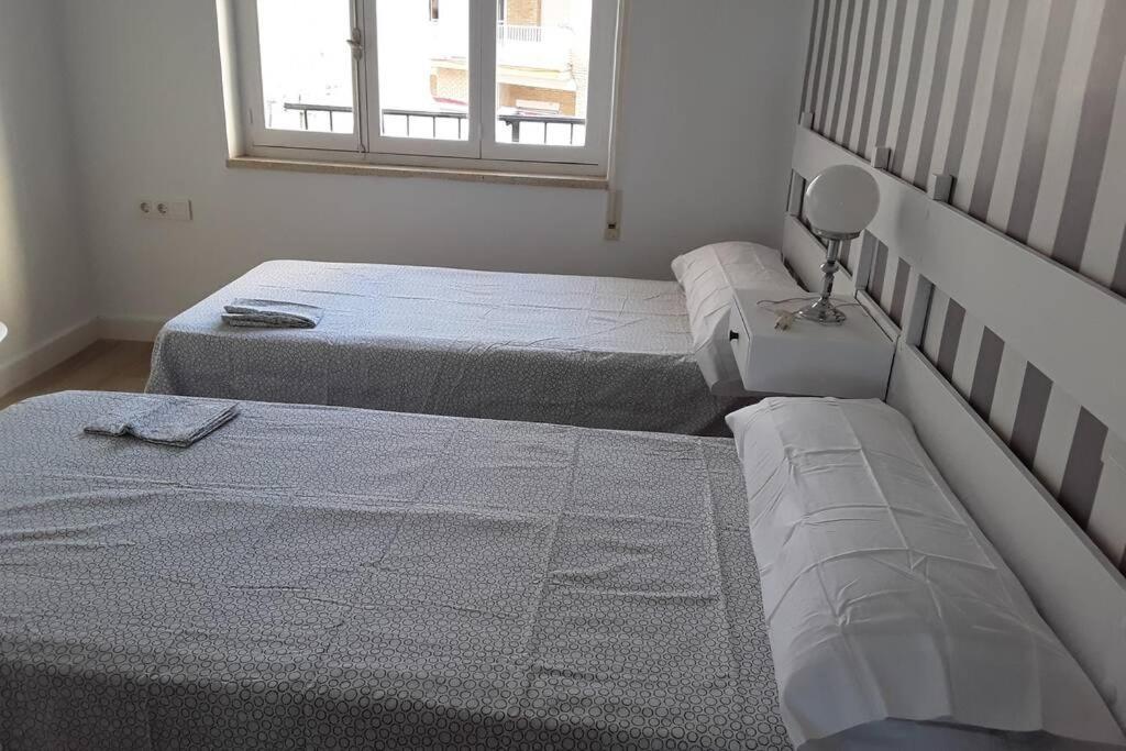 Piso En Primera Linea Con Wifi Y Vistas Al Mar โลปากัน ภายนอก รูปภาพ
