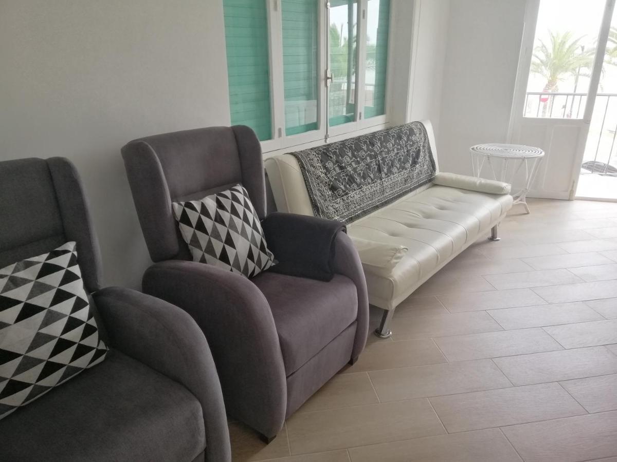 Piso En Primera Linea Con Wifi Y Vistas Al Mar โลปากัน ภายนอก รูปภาพ